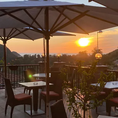 Le Porto 3*